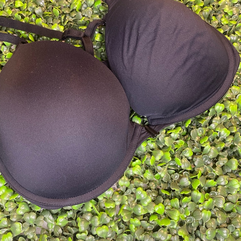 PINK VICTORIA SECRET BRA 36DD